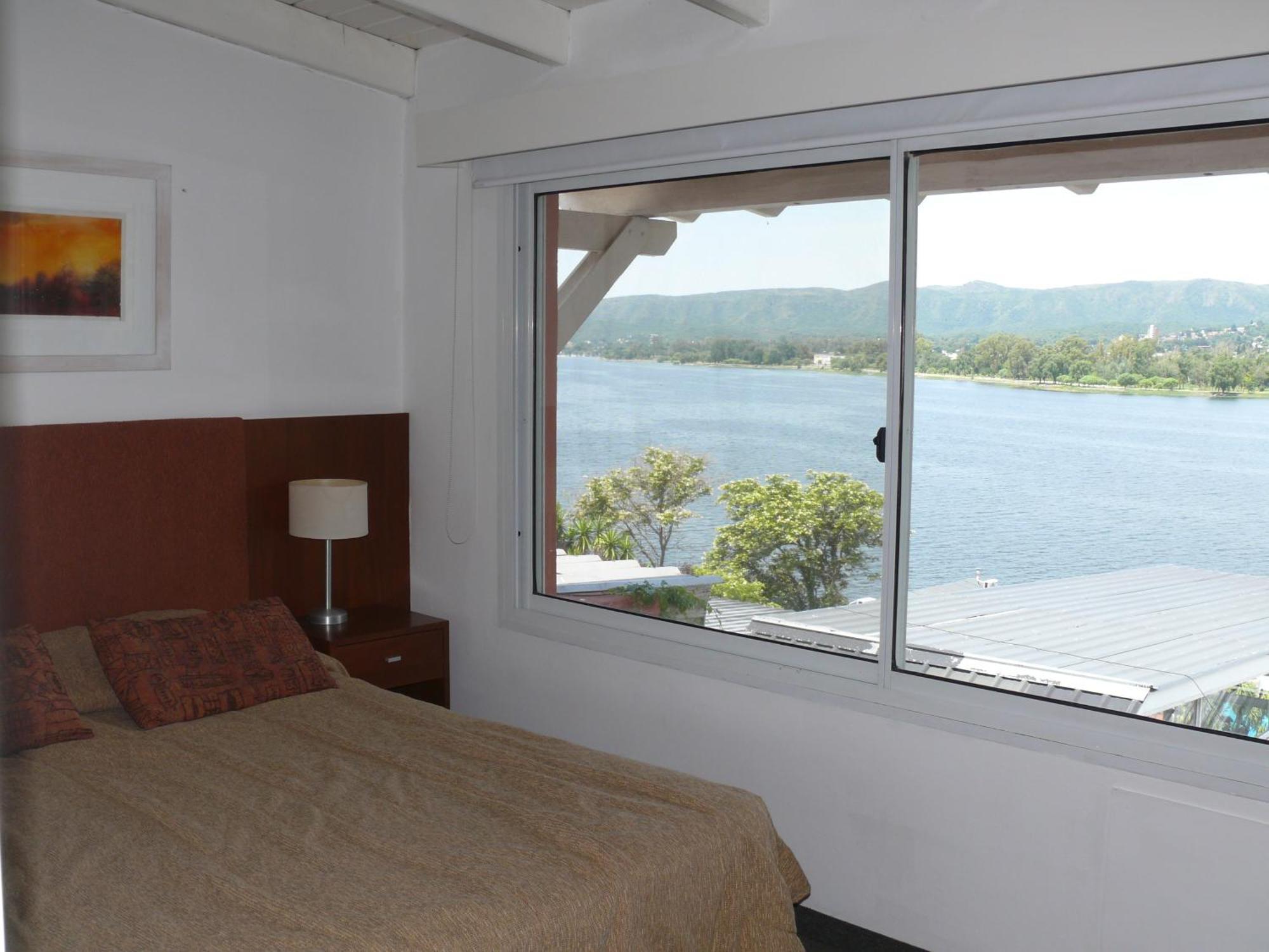 Lake Buenavista Apart Hotel & Suites 维拉卡洛斯帕兹 外观 照片