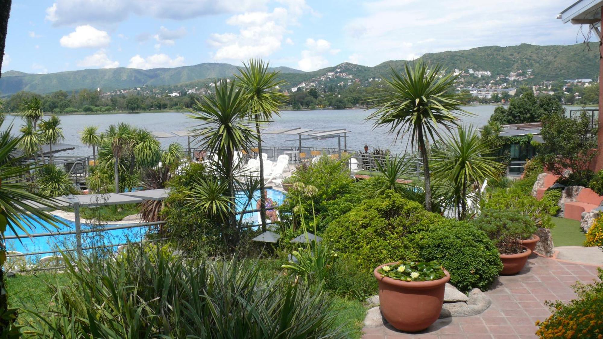 Lake Buenavista Apart Hotel & Suites 维拉卡洛斯帕兹 外观 照片