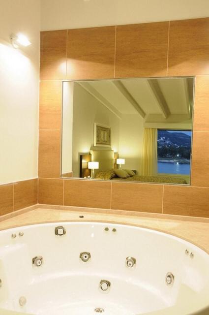Lake Buenavista Apart Hotel & Suites 维拉卡洛斯帕兹 客房 照片